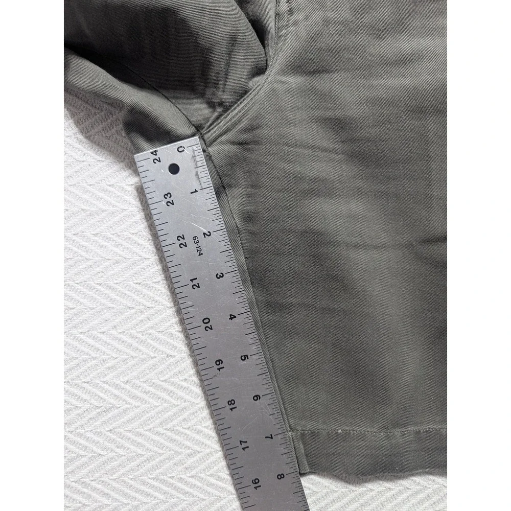 Brooks Brothers Men 35 Advantage Chino Shorts Gray / Olive Pleated Lightweight